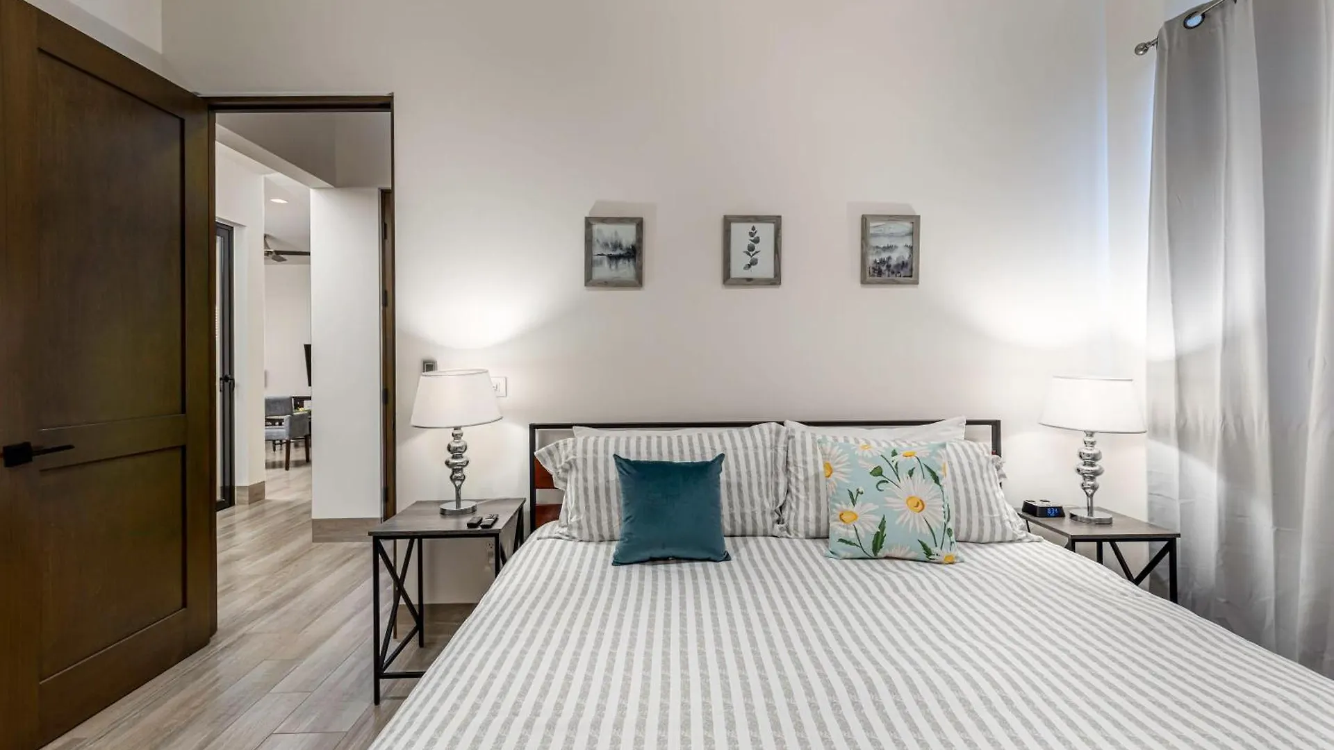 Hébergement de vacances Deluxe Ground Floor 3 Bedroom Sleeps 8 With Resort Amenities Cabo San Lucas