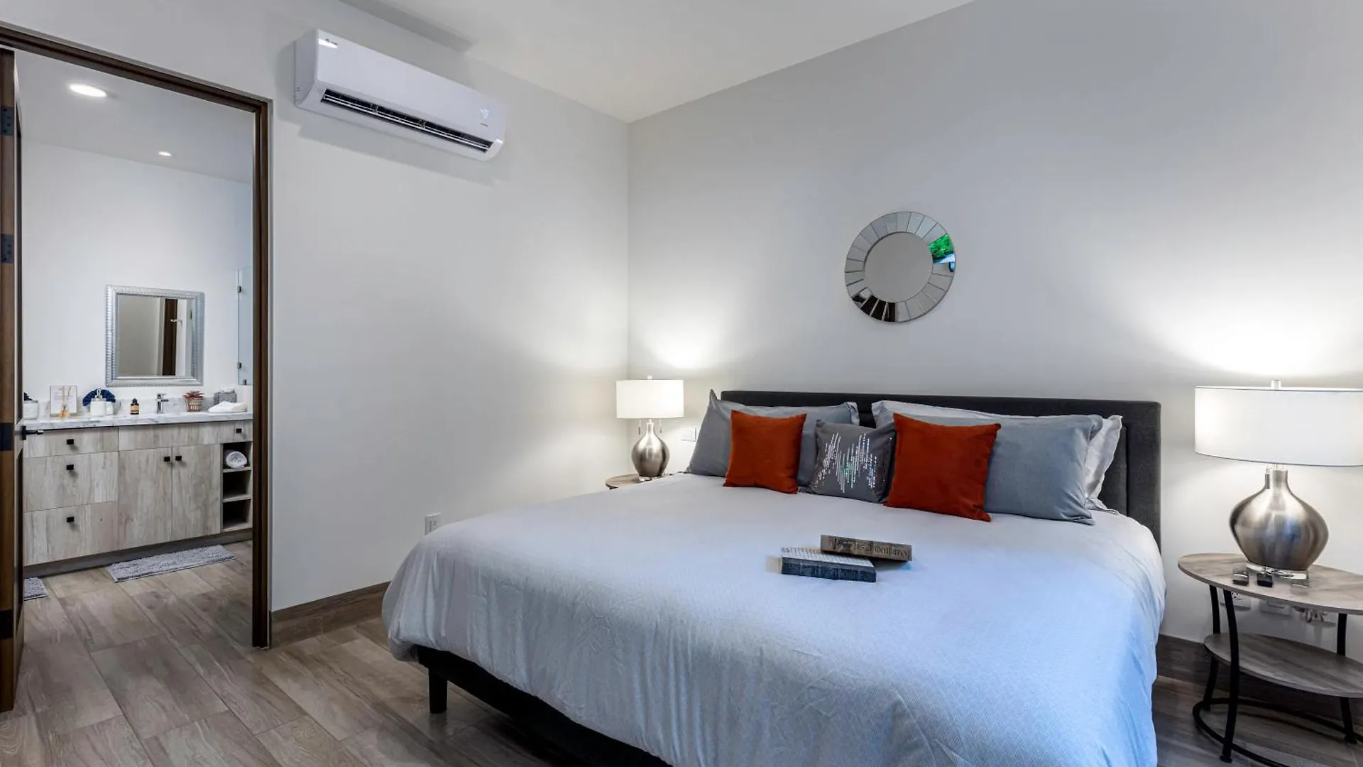 Hébergement de vacances Deluxe Ground Floor 3 Bedroom Sleeps 8 With Resort Amenities Cabo San Lucas Mexique