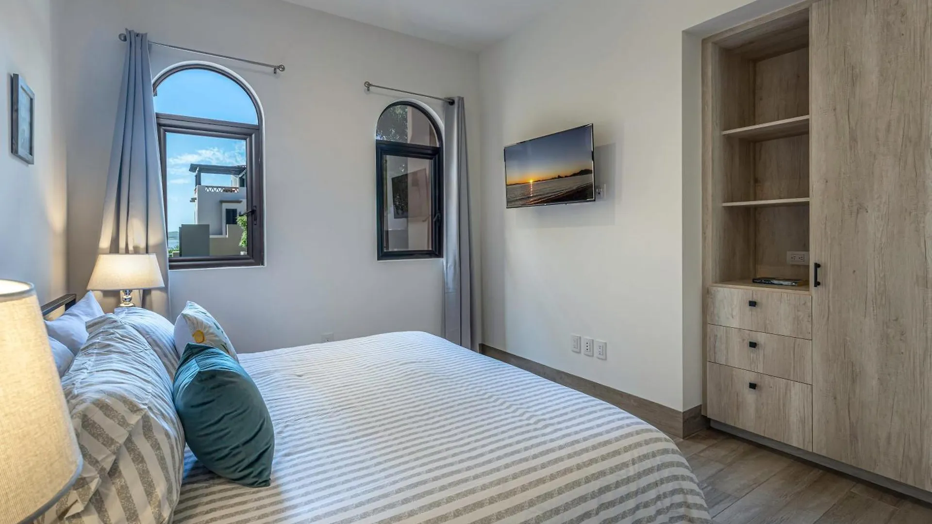 Deluxe Ground Floor 3 Bedroom Sleeps 8 With Resort Amenities Cabo San Lucas 0*,
